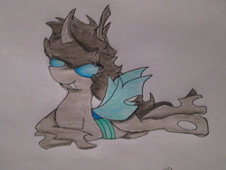 Size: 500x375 | Tagged: safe, artist:almaustral, oc, oc only, species:changeling, g4, changeling oc, lying down, prone, solo, traditional art