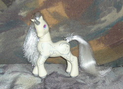 Size: 916x663 | Tagged: safe, artist:fizzy--love, g2, irl, photo, princess silver swirl, solo, toy