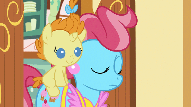 Size: 634x357 | Tagged: safe, screencap, character:cup cake, character:pumpkin cake, episode:the one where pinkie pie knows, g4, my little pony: friendship is magic, animated, cake family, copycat, cute, cute cake, foal, pumpkinbetes, reaction image, shhh, shush