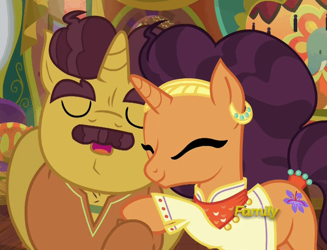Size: 665x508 | Tagged: safe, screencap, character:coriander cumin, character:rarity, character:saffron masala, species:pony, episode:spice up your life, g4, my little pony: friendship is magic, adoriander cumin, animated, cute, discovery family logo, father and daughter, loop, saffronbetes