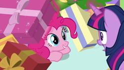 Size: 1280x720 | Tagged: safe, screencap, character:pinkie pie, character:twilight sparkle, character:twilight sparkle (alicorn), species:alicorn, species:pony, episode:the great escape room, present