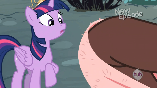 Size: 635x356 | Tagged: safe, screencap, character:discord, character:twilight sparkle, character:twilight sparkle (alicorn), species:alicorn, species:draconequus, species:pony, episode:princess twilight sparkle, g4, my little pony: friendship is magic, season 4, animated, asscord, butt shake, crown, eyes on the prize, female, male, mare, plot, towel, twerking