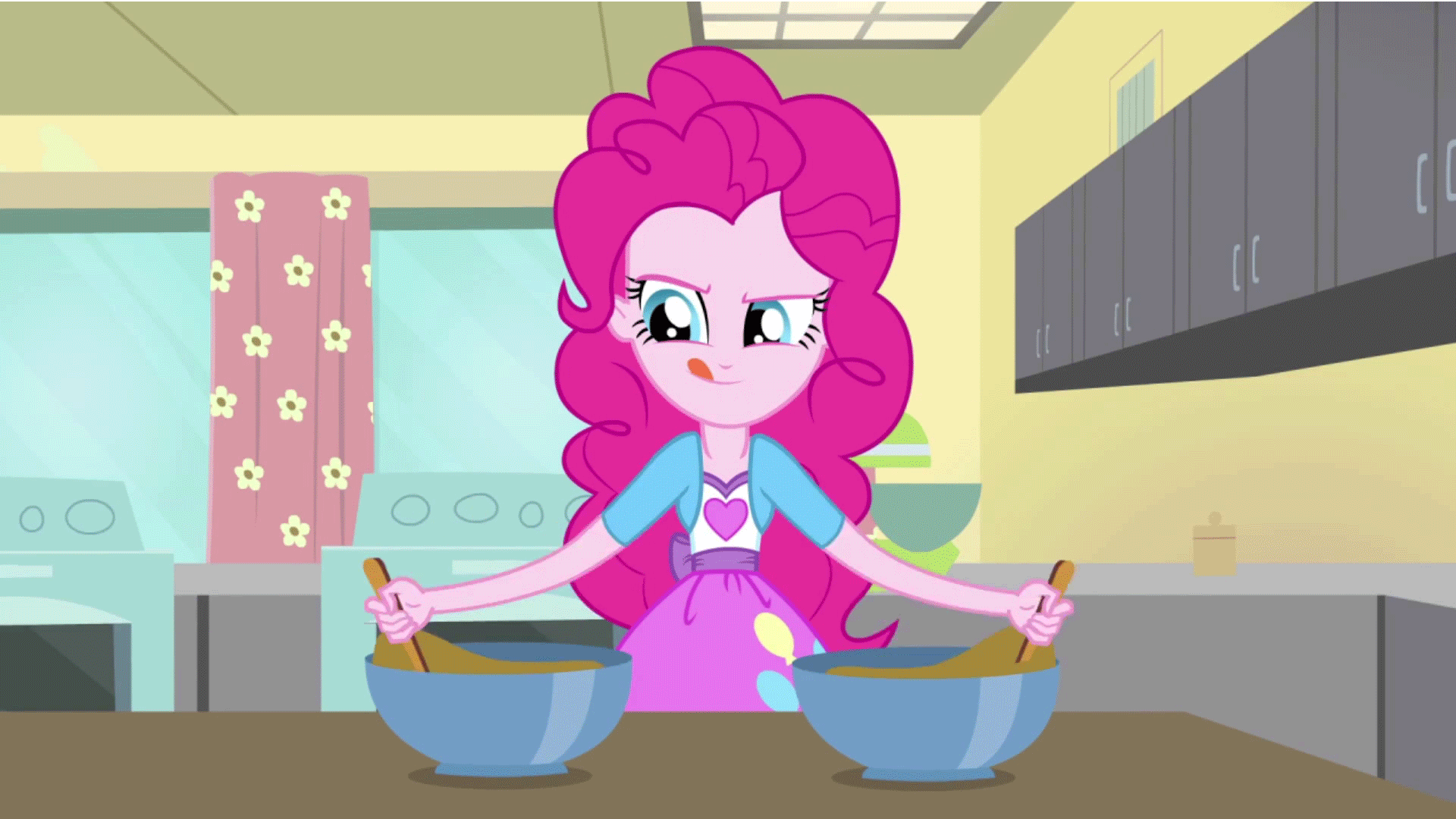 Size: 1920x1080 | Tagged: safe, screencap, character:pinkie pie, my little pony:equestria girls, ambidextrous, animated, solo