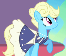 Size: 227x193 | Tagged: safe, screencap, character:eclair créme, character:princess celestia, episode:the best night ever, g4, my little pony: friendship is magic