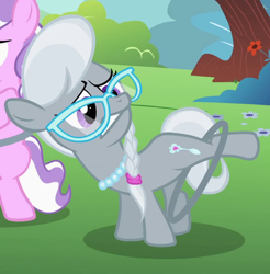 Size: 470x477 | Tagged: safe, screencap, character:silver spoon, episode:the cutie pox, g4, my little pony: friendship is magic, fail, loop-de-hoop