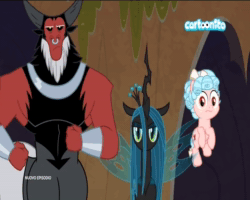 Size: 720x576 | Tagged: safe, screencap, character:cozy glow, character:lord tirek, character:queen chrysalis, species:centaur, species:changeling, species:pegasus, species:pony, episode:frenemies, g4, my little pony: friendship is magic, animated, bickering, bow, cartoonito logo, changeling queen, cozy glow is not amused, crown, female, filly, foal, hair accessory, hair bow, italian, jewelry, male, mare, no sound, nose piercing, nose ring, piercing, regalia, shoving, stallion, tail bow, video, webm