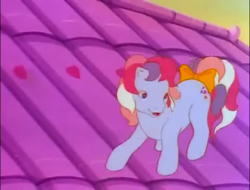 Size: 922x701 | Tagged: safe, screencap, character:sweet stuff, g1, my little pony: the movie (1986), bow, cute, paradise estate, sweet sweet stuff, tail bow