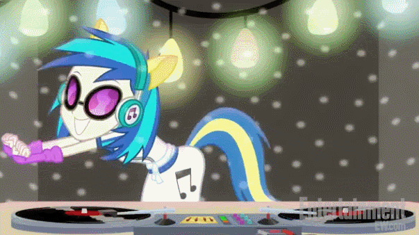 Size: 603x338 | Tagged: safe, screencap, character:dj pon-3, character:vinyl scratch, equestria girls:rainbow rocks, g4, my little pony:equestria girls, animated, solo