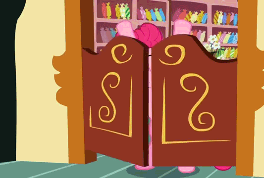 Size: 533x360 | Tagged: safe, screencap, character:pinkie pie, episode:baby cakes, g4, my little pony: friendship is magic, animated, peekaboo, solo